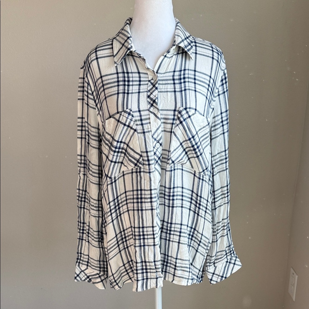 Laju women’s navy&white plaid long sleeve blouse